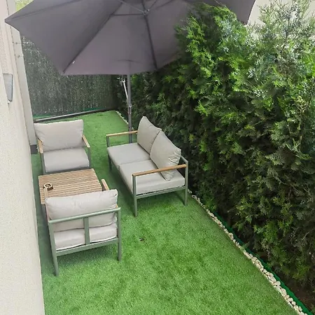 Iannis - Rbk Appartement