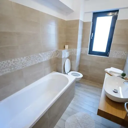 Iannis - Rbk Năvodari